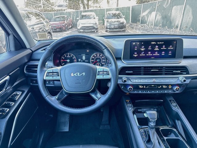 Certified 2022 Kia Telluride EX w/ EX Premium Package AWD/4WD image 23