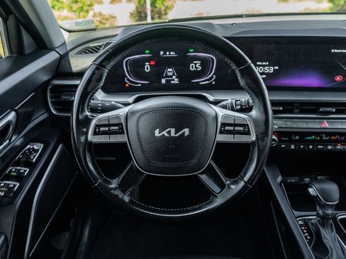 Used 2024 Kia Telluride LX FWD image 23