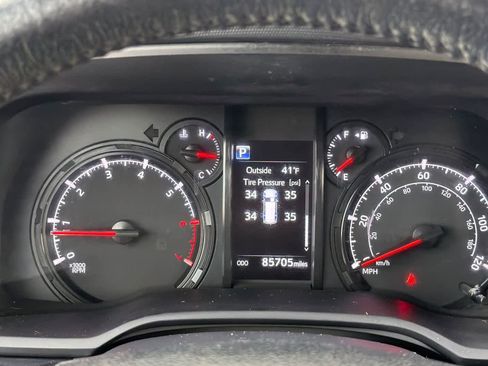 Used 2021 Toyota 4Runner SR5 image 25