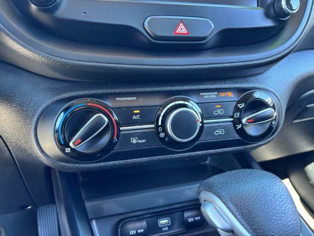 Used 2023 Kia Soul LX w/ Option Group 015 FWD image 24