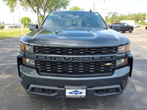 Used 2021 Chevrolet Silverado 1500 Custom RWD image 2