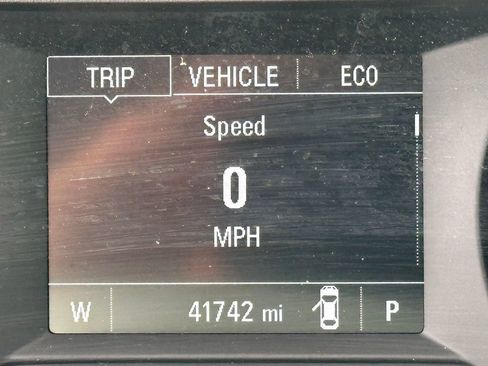 Used 2022 Chevrolet TrailBlazer LT w/ Convenience Package FWD image 6