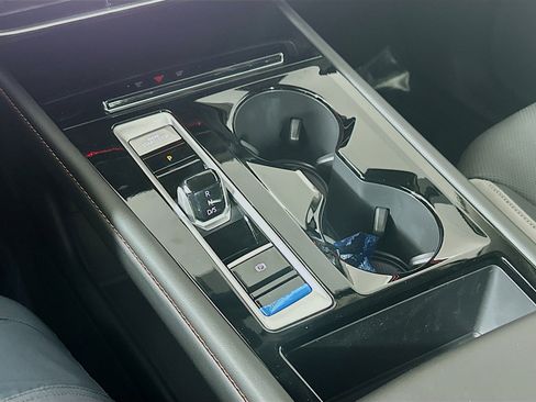 New 2026 Volkswagen Atlas Peak Edition AWD/4WD image 16