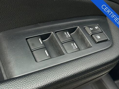 Certified 2022 Honda Pilot Sport image 12