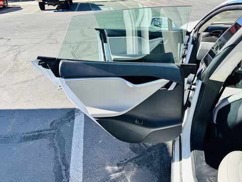 Used 2015 Tesla Model S P85D image 17