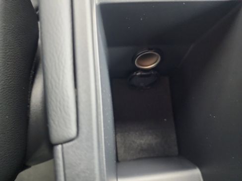 New 2025 Nissan Kicks SR image 20