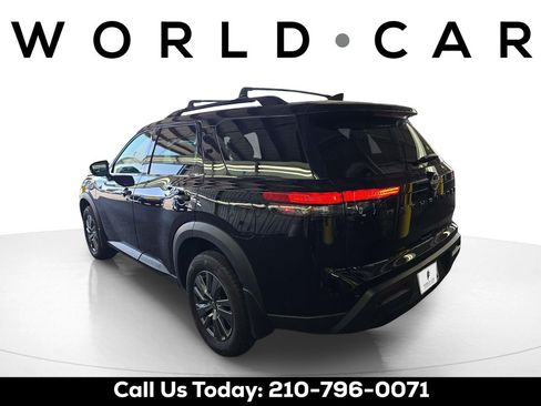 Used 2025 Nissan Pathfinder SV w/ Black Appearance Package FWD image 3