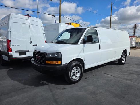 Used 2023 GMC Savana 2500 Extended w/ Driver Convenience Package image 29