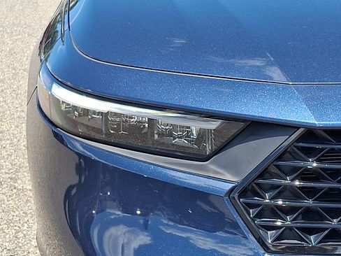 Certified 2023 Honda Accord EX image 9