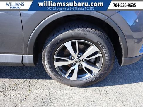 Used 2017 Toyota RAV4 XLE FWD image 40