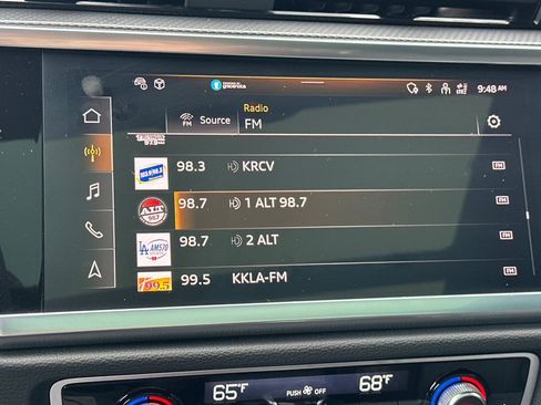 Used 2025 Audi Q3 2.0T Premium Plus w/ Premium Plus Package image 18