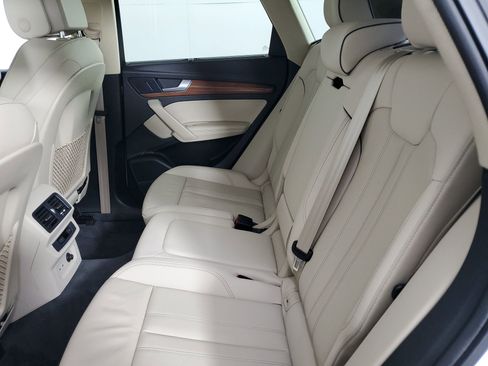 Certified 2023 Audi Q5 2.0T Premium Plus w/ Premium Plus Package image 50