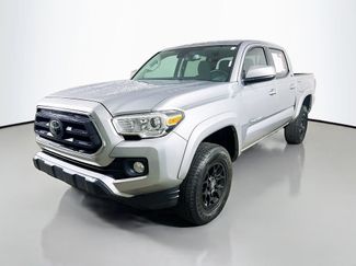 Used 2021 Toyota Tacoma SR5 RWD video 3