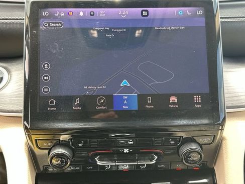 Used 2022 Jeep Grand Cherokee L Limited w/ Trailer Tow Group (B) RWD image 14