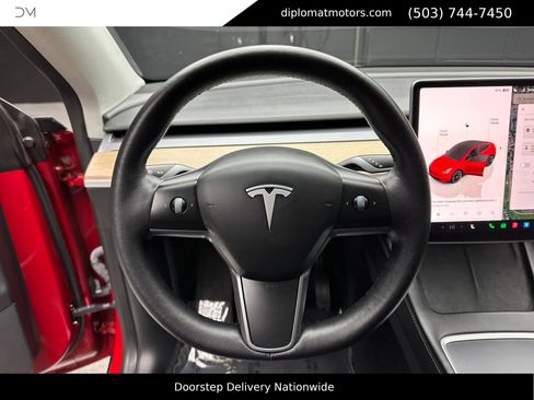 Used 2022 Tesla Model Y Long Range image 28