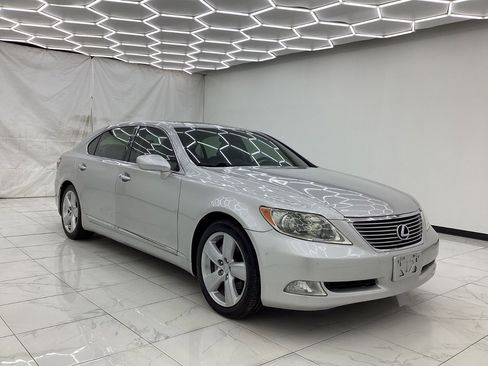 Used 2008 Lexus LS 460 L RWD image 7