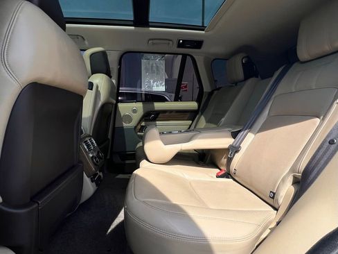 Used 2018 Land Rover Range Rover HSE AWD/4WD image 24
