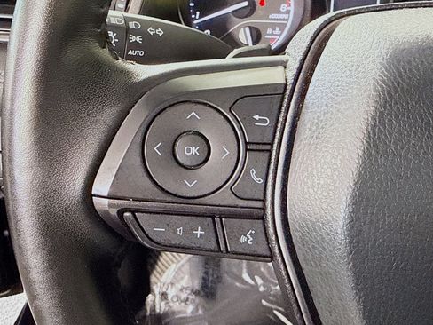 Used 2024 Toyota Camry SE image 14