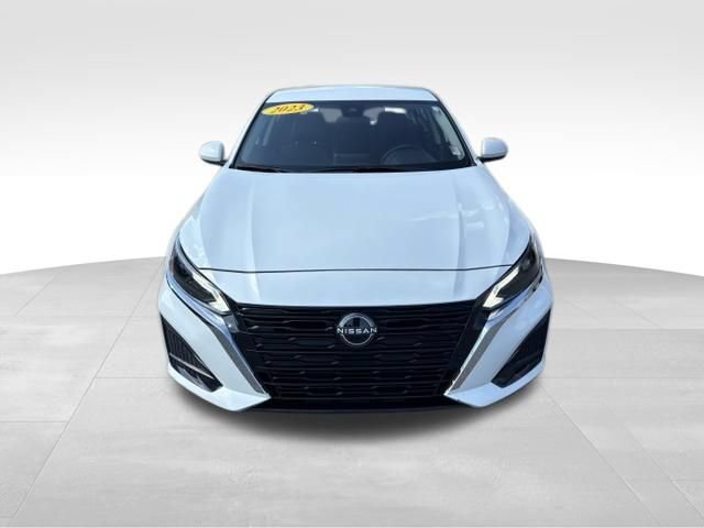 Used 2023 Nissan Altima 2.5 SV FWD image 7