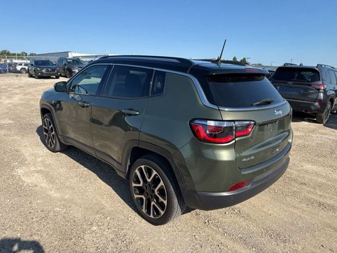 Used 2021 Jeep Compass Limited w/ Elite Exterior Group AWD/4WD image 2