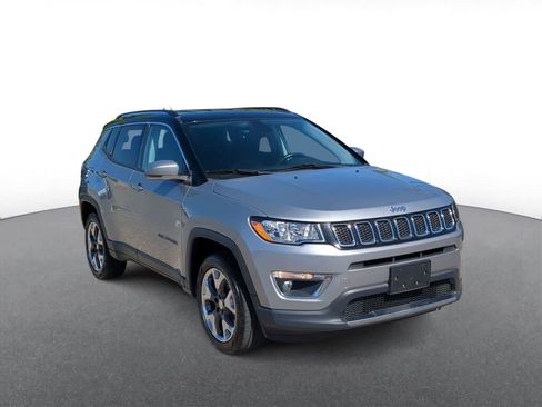 Certified 2018 Jeep Compass Limited w/ Navigation Group AWD/4WD image 2