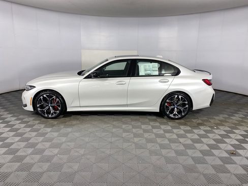 New 2026 BMW 330i xDrive 330i xDrive w/ M Sport Package image 5