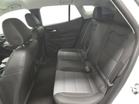 New 2026 Chevrolet Trax LT w/ Driver Confidence Package image 20