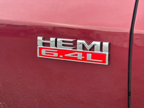 Used 2019 RAM 2500 Tradesman AWD/4WD image 5