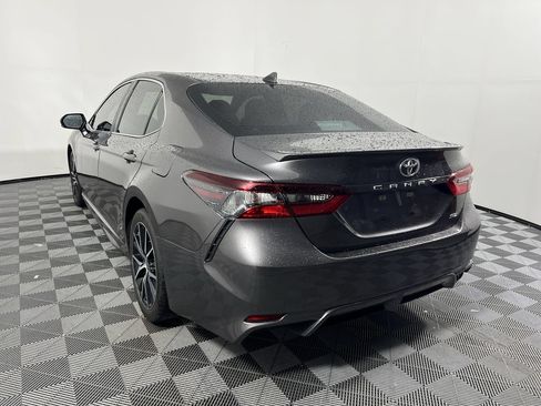 Used 2024 Toyota Camry SE w/ Convenience Package FWD image 5