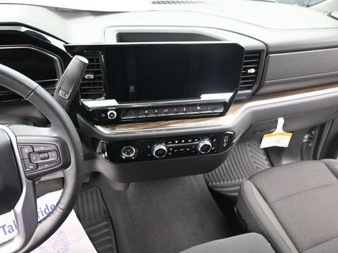 Used 2024 GMC Sierra 1500 Elevation AWD/4WD image 21