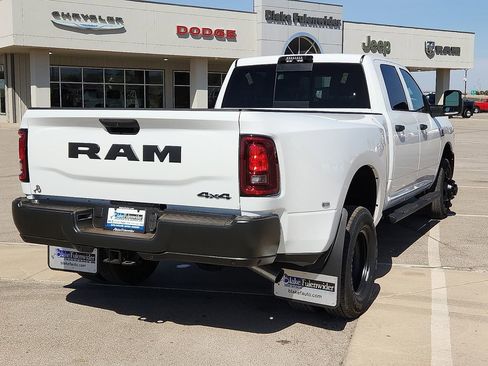 New 2026 RAM 3500 Tradesman AWD/4WD image 4