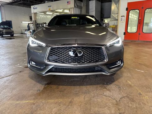 Used 2019 INFINITI Q60 3.0t Luxe w/ Essential Package AWD/4WD image 14