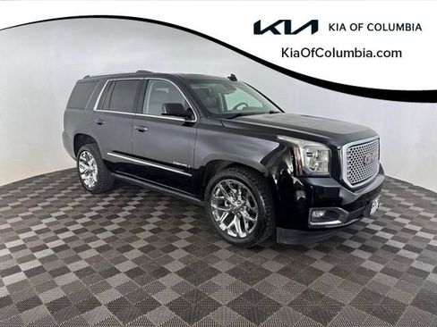 Used 2017 GMC Yukon Denali w/ Open Road Package AWD/4WD image 1