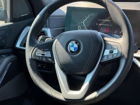 Used 2024 BMW X5 xDrive40i AWD/4WD image 18