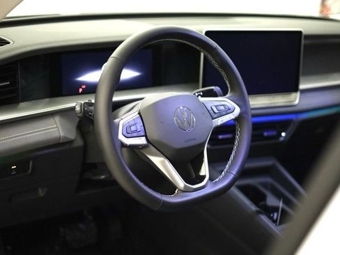 New 2026 Volkswagen Tiguan SE AWD/4WD image 12
