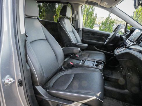 Certified 2025 Honda Odyssey Touring image 35