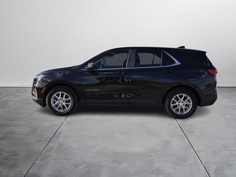 Used 2024 Chevrolet Equinox LT image 3