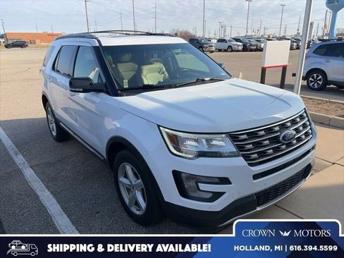 Used 2016 Ford Explorer XLT w/ Equipment Group 202A AWD/4WD image 1