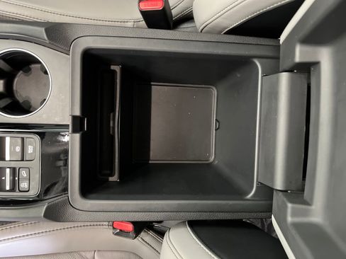 Used 2025 Honda Pilot EX-L image 26