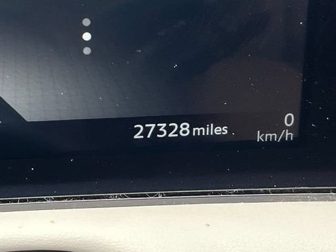 Used 2023 Nissan Ariya FWD image 14