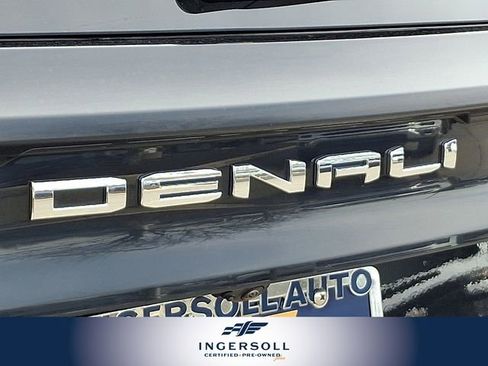 Used 2025 GMC Acadia Denali w/ LPO, Floor Liner Package image 32