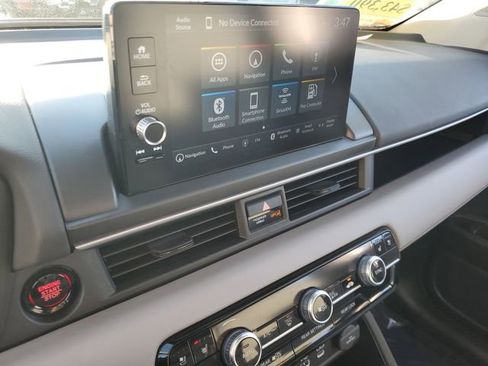 Used 2024 Honda Pilot Elite image 28