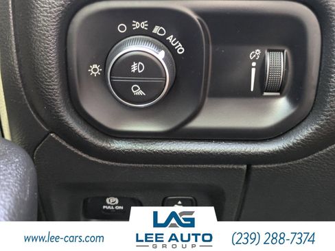 Used 2023 RAM 1500 Big Horn AWD/4WD image 19