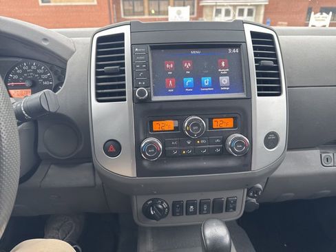 Used 2021 Nissan Frontier SV image 19