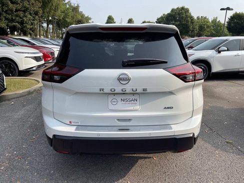 New 2026 Nissan Rogue SV AWD/4WD image 6
