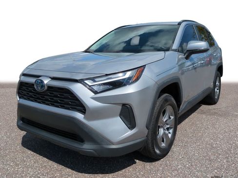 Certified 2023 Toyota RAV4 XLE w/ Convenience Package AWD/4WD image 1