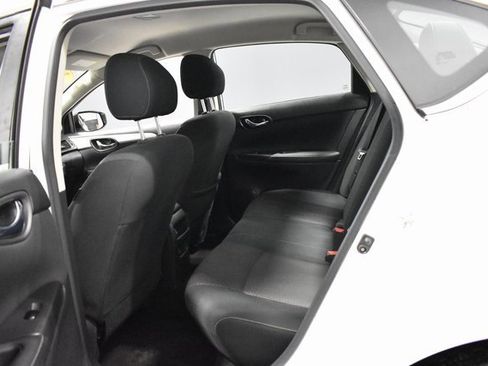 Used 2019 Nissan Sentra S image 27