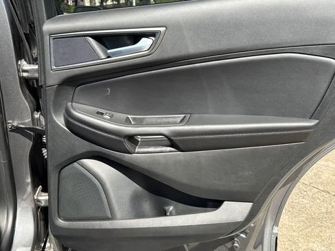 Used 2024 Ford Edge SE image 15