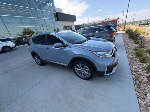 Used 2021 Honda CR-V Touring image 3