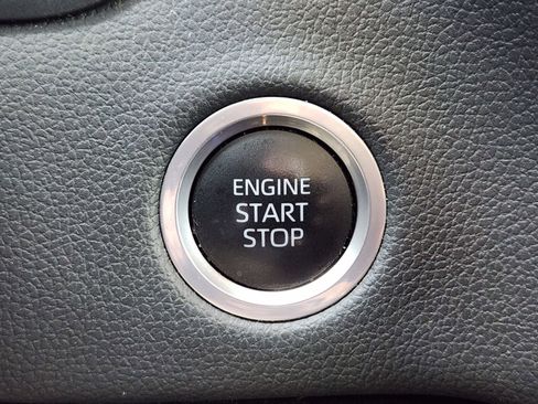 Used 2022 Toyota Tundra Limited image 25